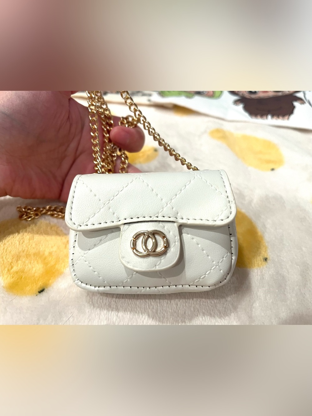 White Mini Chain Bag / Coin Purse / Earbuds Case – Quilted Style